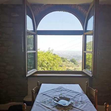 Casa Velia Uzzano