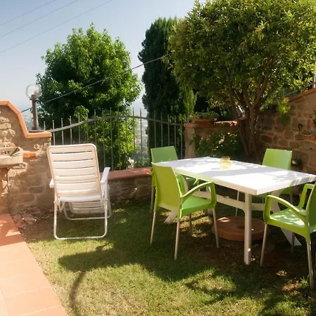 Casa Velia Apartment Uzzano
