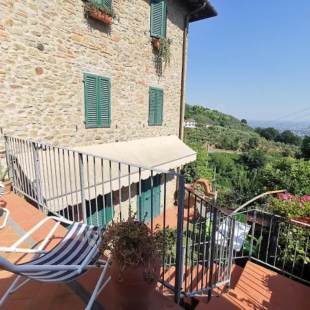 Casa Velia Uzzano
