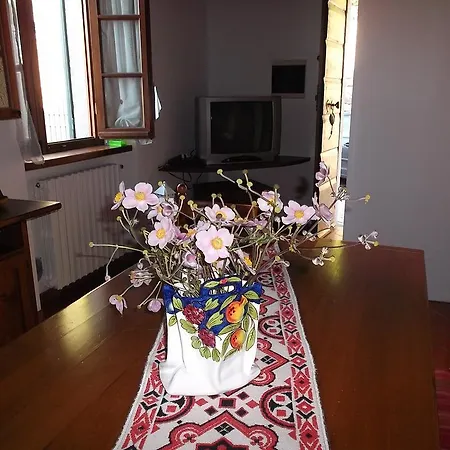 Casa Velia * Uzzano